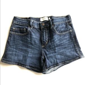 Juniors Abercrombie dark wash jean shorts 4